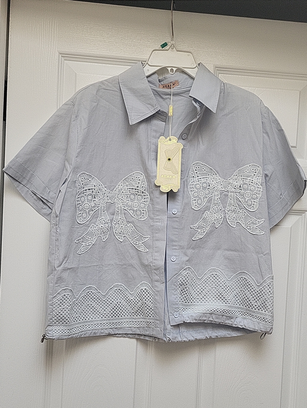 Zara Light Gray Short-Sleeve Button-Down with Lace Bow Appliqués